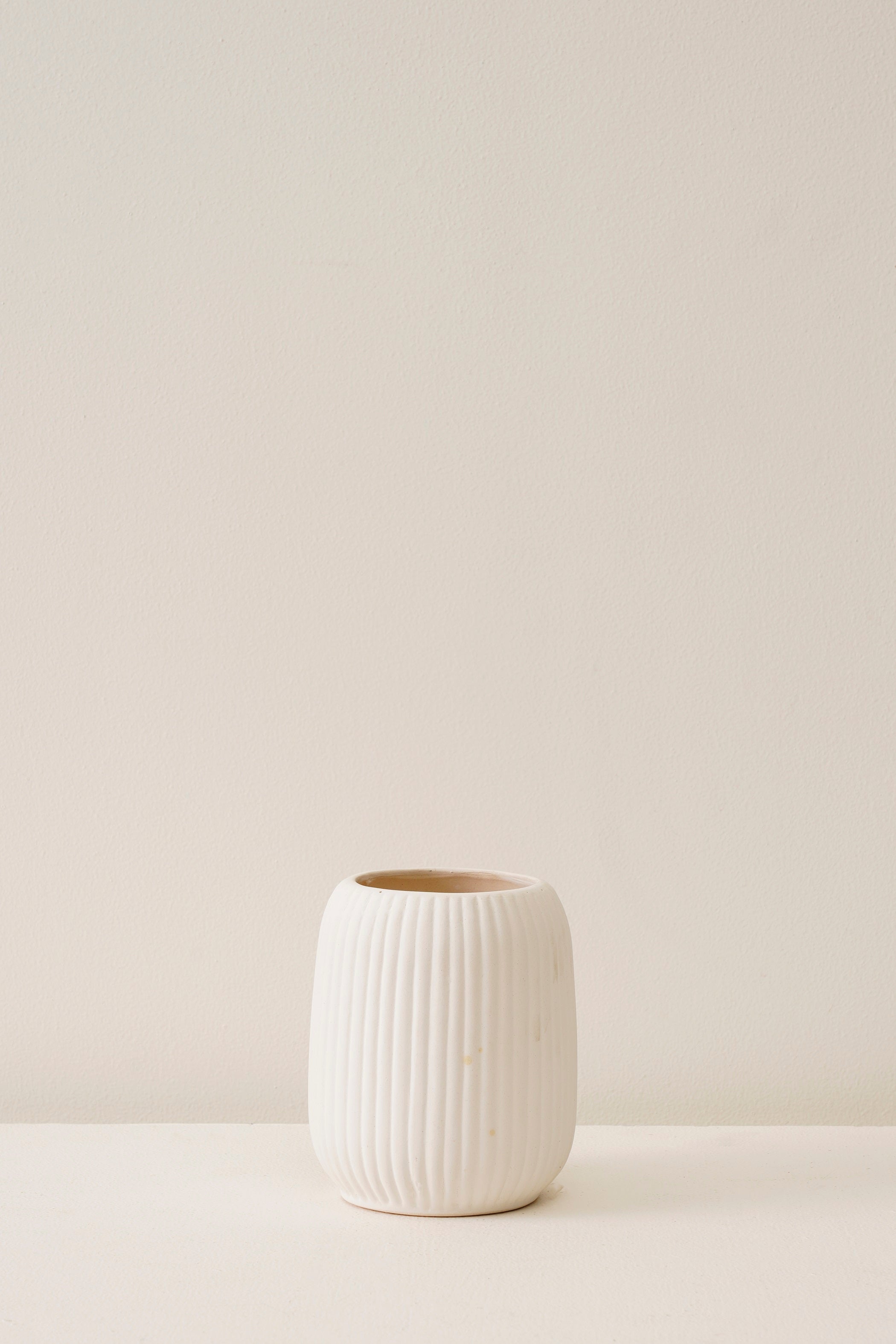 Ivory Vase Big - White