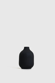 Ivory Vase Medium - Black