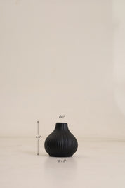 Ivory Vase Small - Black