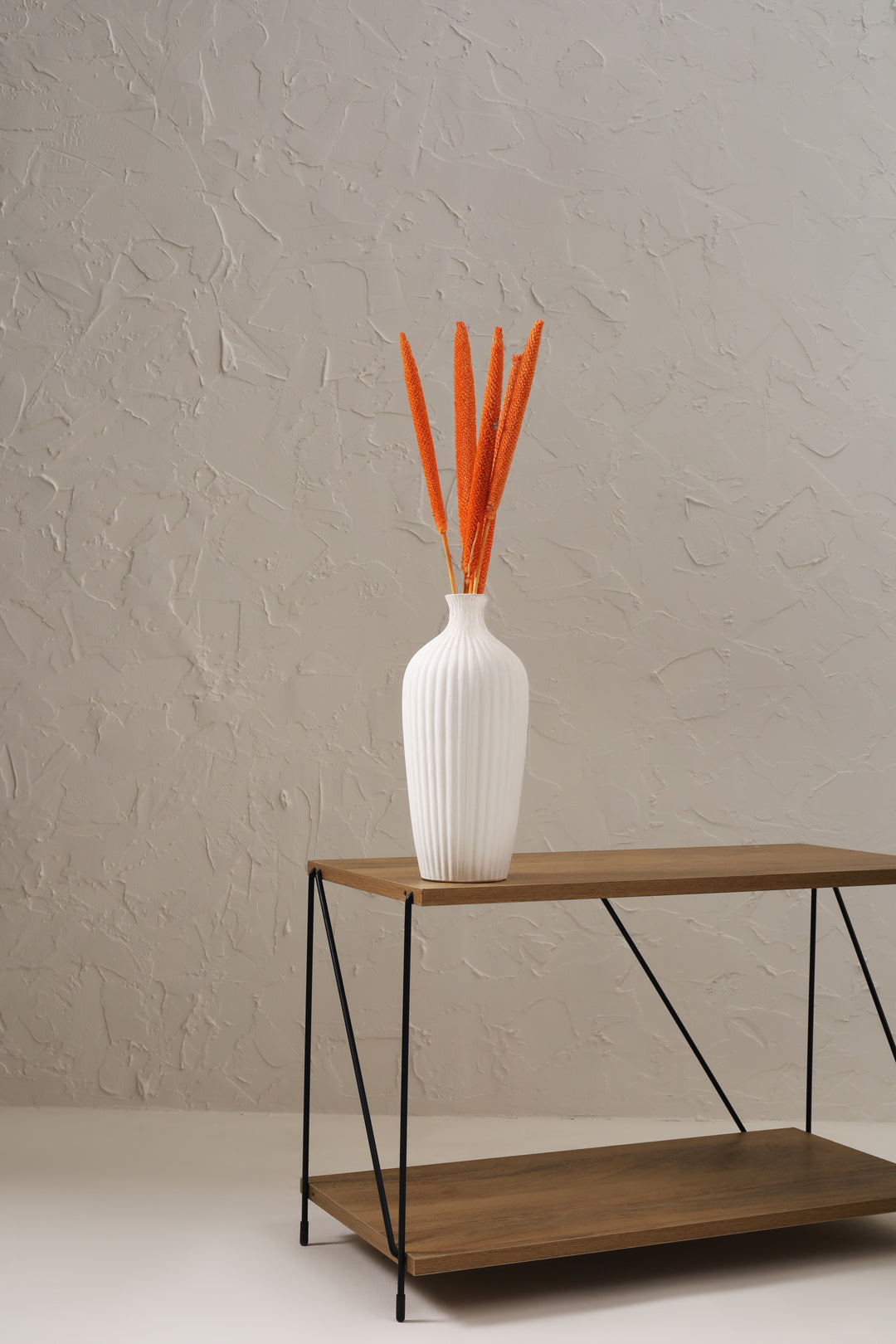 Saroi Vase - White