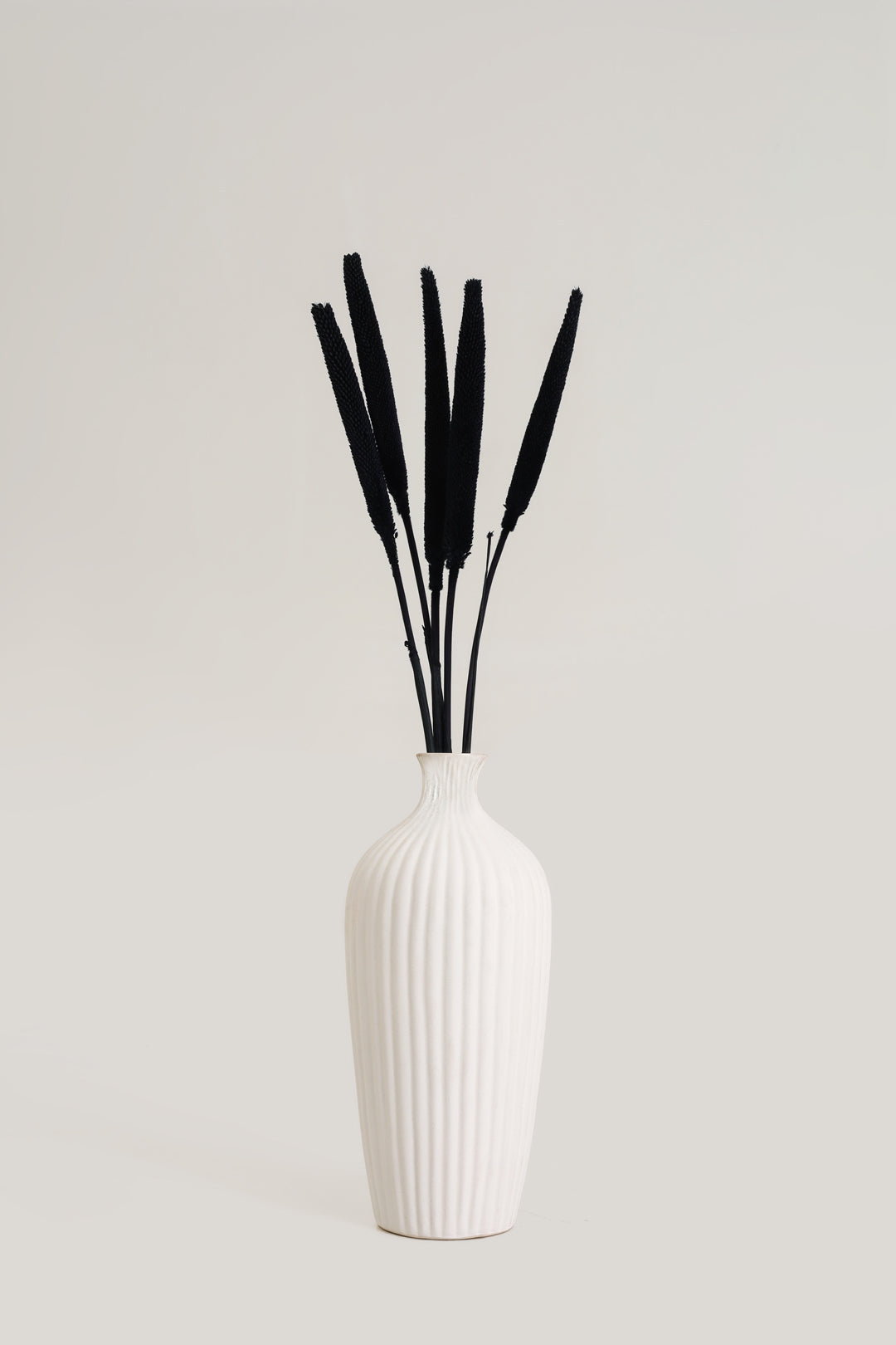 Saroi Vase - White